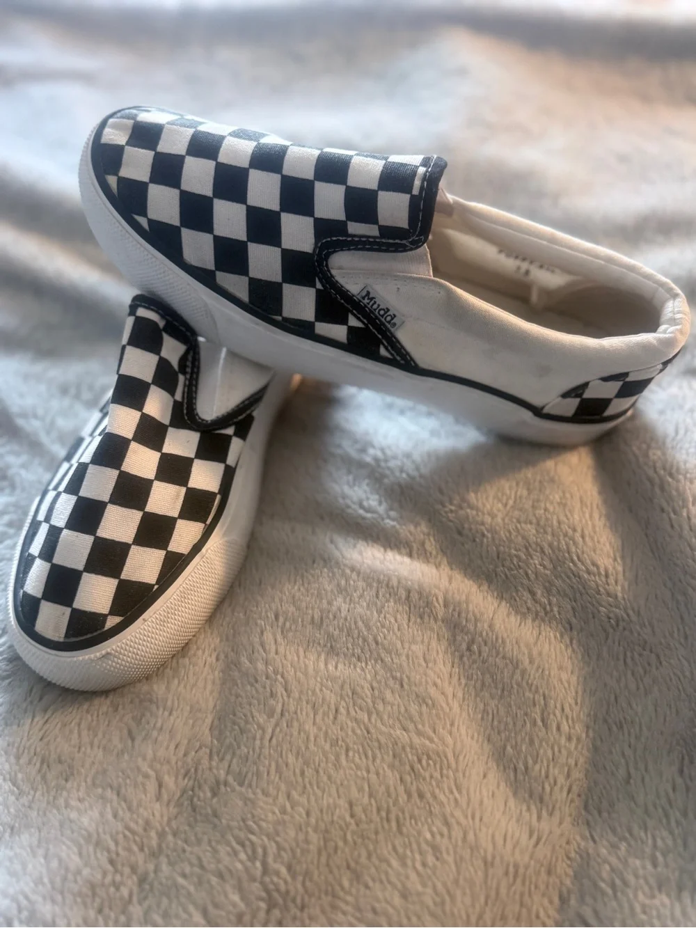 Mudd Women's Size 7.5 Poppy-01L Slip-On Sneakers | Black & White Checkered Flats